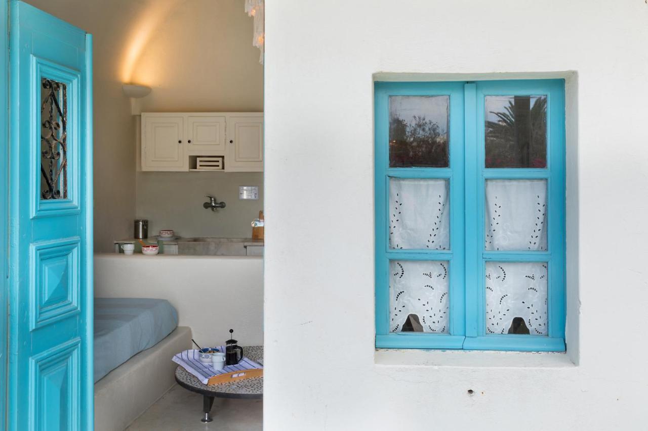 Caveland Hostel Karterados  Ngoại thất bức ảnh