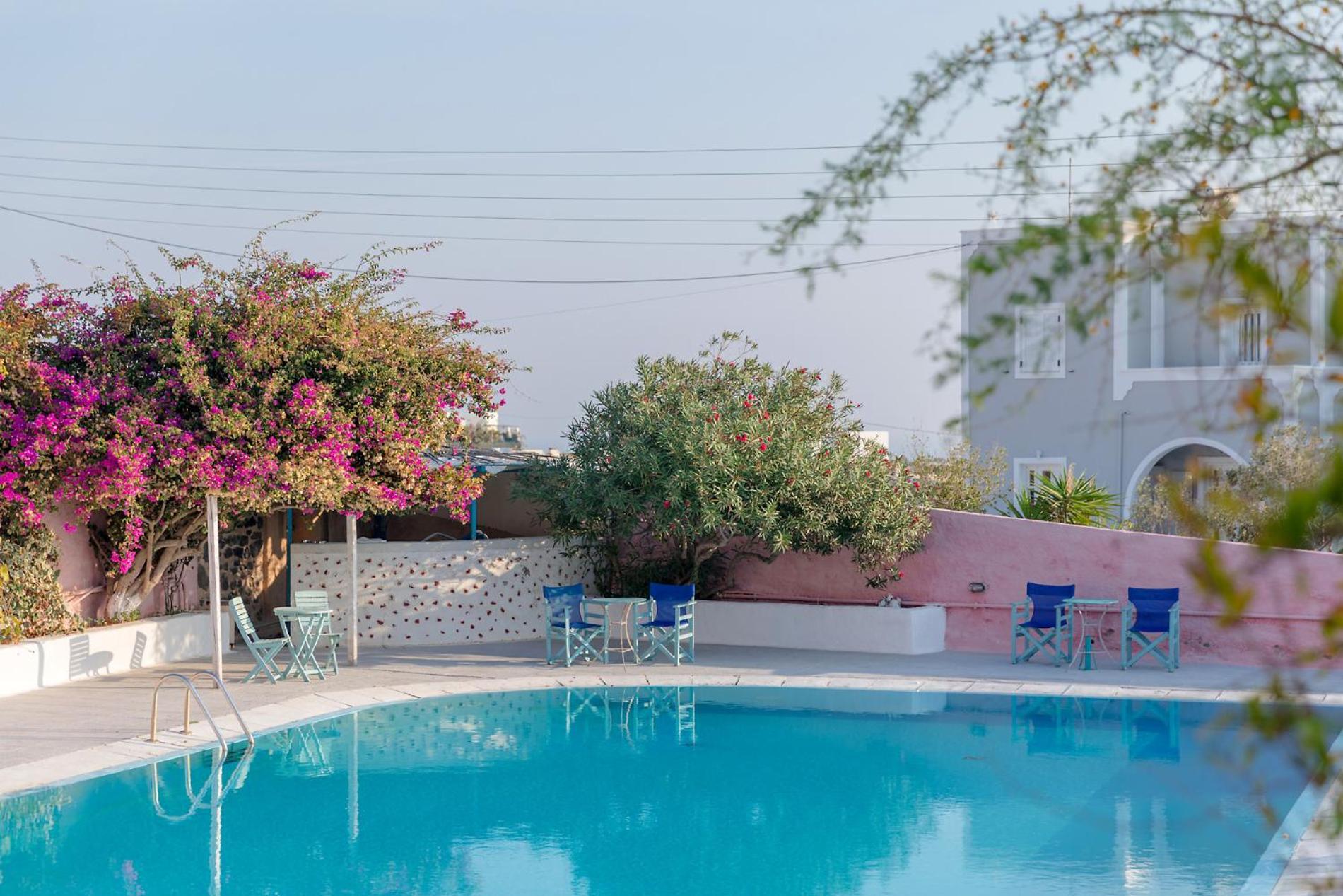 Caveland Hostel Karterados  Ngoại thất bức ảnh
